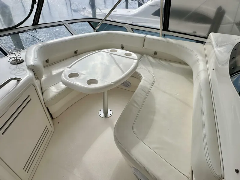 Slide: The Image of Sea Ray 480 Sedan Bridge 2002 - 15