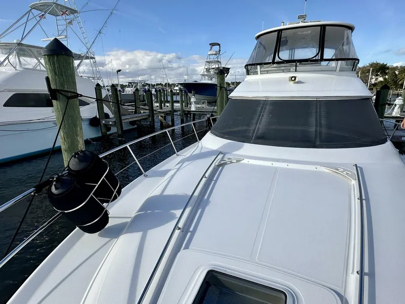 Slide: The Image of Sea Ray 480 Sedan Bridge 2002 - 2