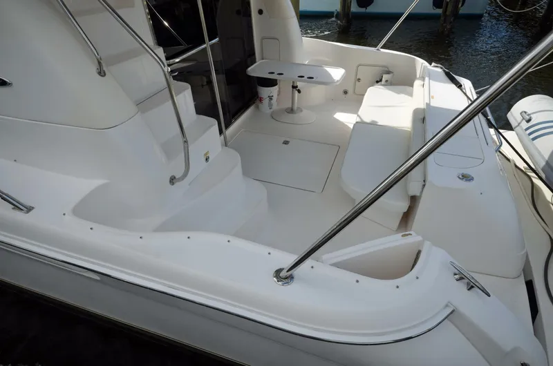 Slide: The Image of Sea Ray 480 Sedan Bridge 2002 - 31