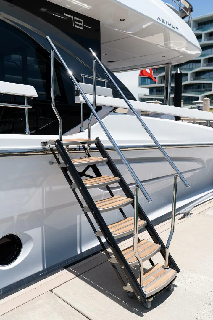 Slide: The Image of Azimut 78 2022 - 20