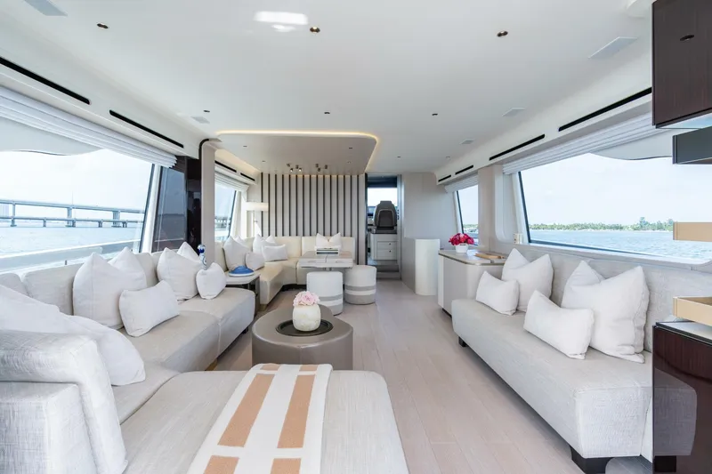 Slide: The Image of Azimut 78 2022 - 28