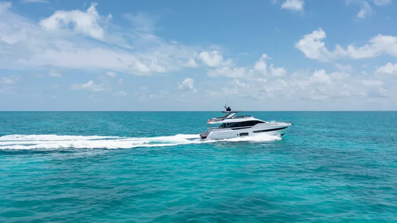Slide: The Image of Azimut 78 2022 - 4