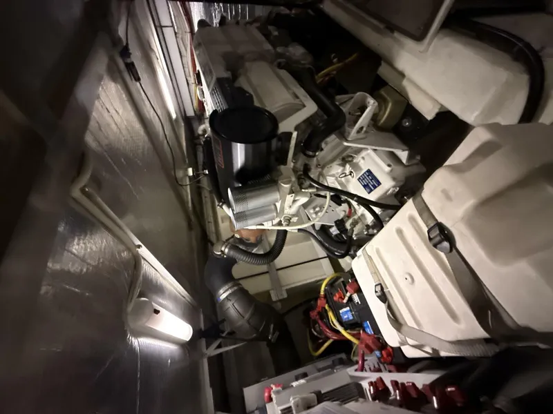 Slide: The Image of Carver Yachts 460 voyager 2004 - 106