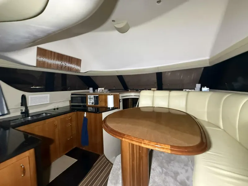 Slide: The Image of Carver Yachts 460 voyager 2004 - 11