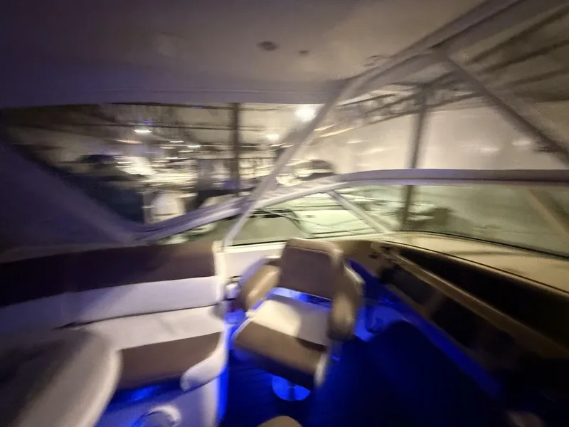 Slide: The Image of Carver Yachts 460 voyager 2004 - 123
