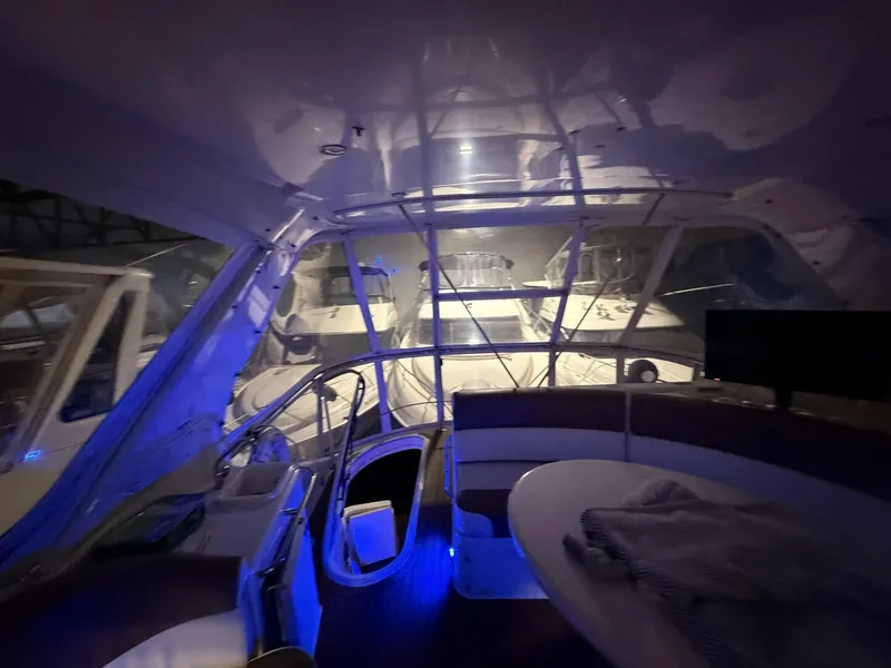Slide: The Image of Carver Yachts 460 voyager 2004 - 124