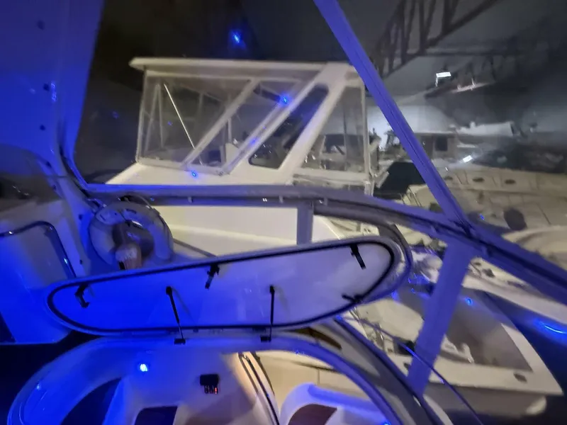 Slide: The Image of Carver Yachts 460 voyager 2004 - 129