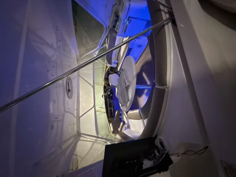 Slide: The Image of Carver Yachts 460 voyager 2004 - 135