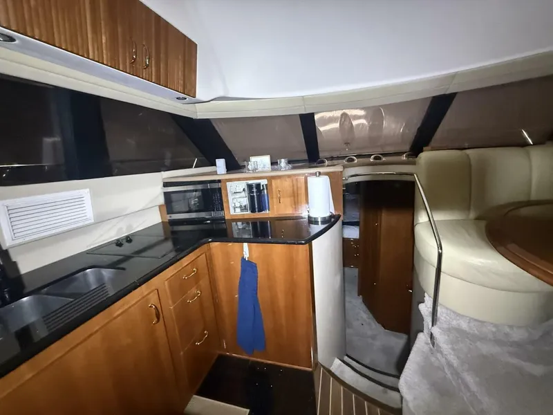 Slide: The Image of Carver Yachts 460 voyager 2004 - 2