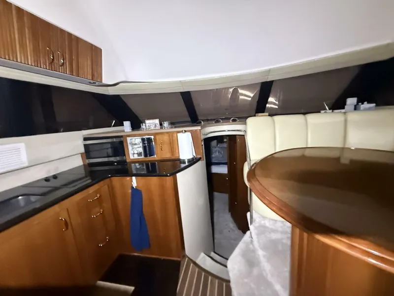 Slide: The Image of Carver Yachts 460 voyager 2004 - 37
