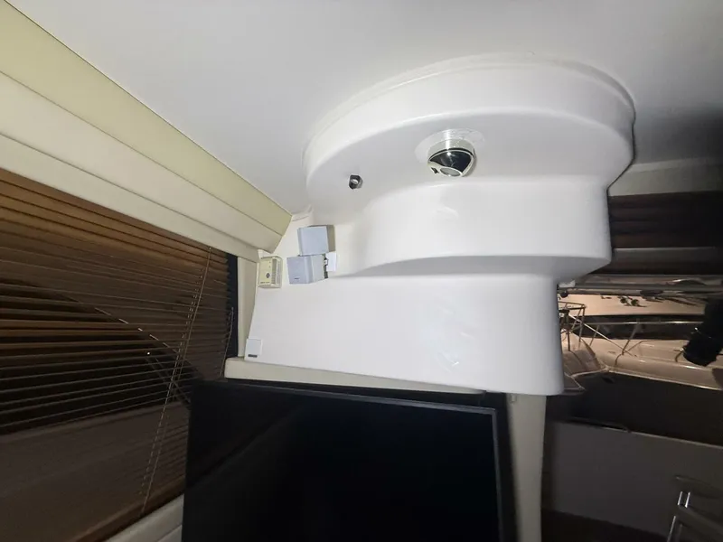 Slide: The Image of Carver Yachts 460 voyager 2004 - 48