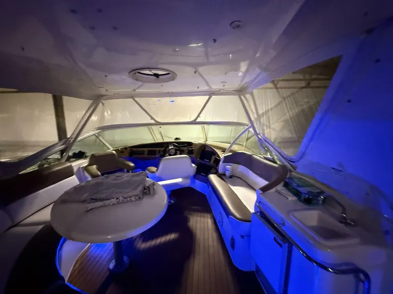 Slide: The Image of Carver Yachts 460 voyager 2004 - 5