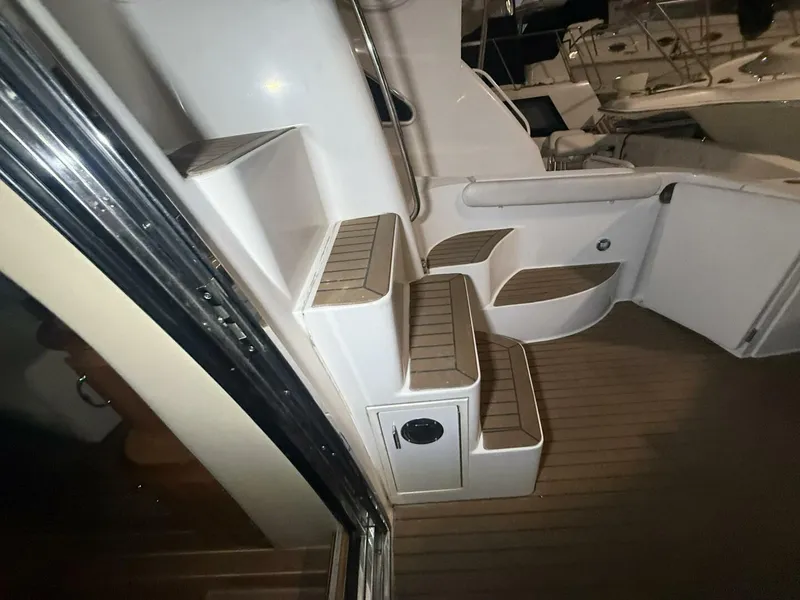Slide: The Image of Carver Yachts 460 voyager 2004 - 52