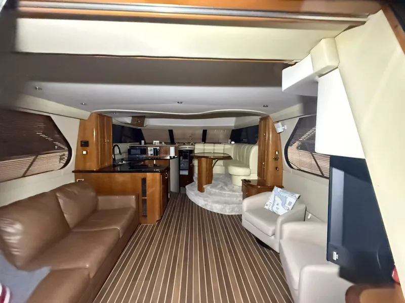 Slide: The Image of Carver Yachts 460 voyager 2004 - 8