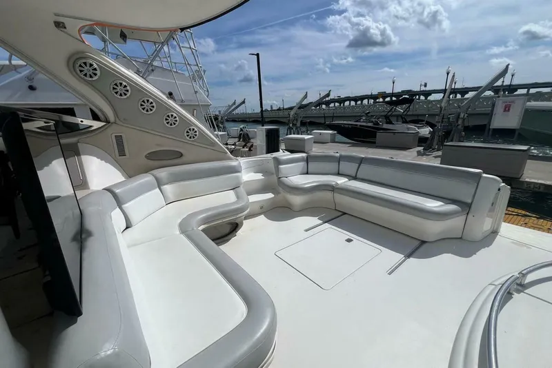 Slide: The Image of Sea Ray 2000 - 46