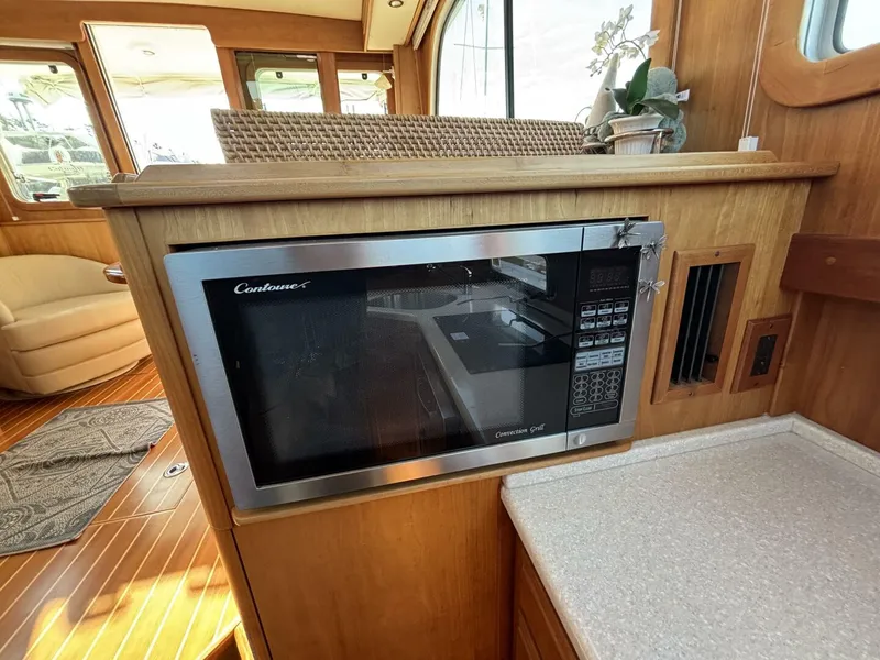 Slide: The Image of Sabre 40 Sedan 2011 - 21