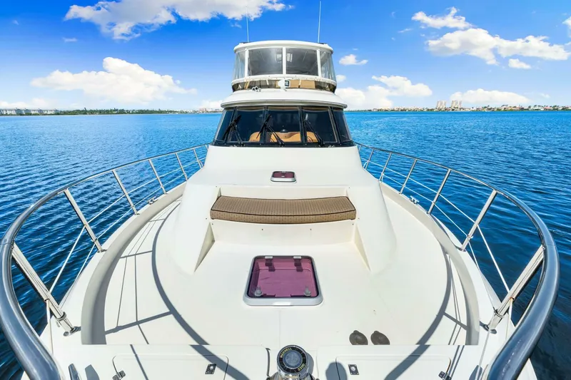 Slide: The Image of Hampton 558 Pilothouse 2007 - 23