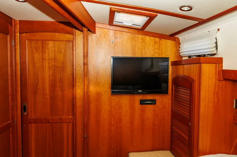 Slide: The Image of Sabre Sedan 2010 - 43