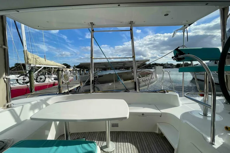 Slide: The Image of Lagoon 380 S2 2012 - 16