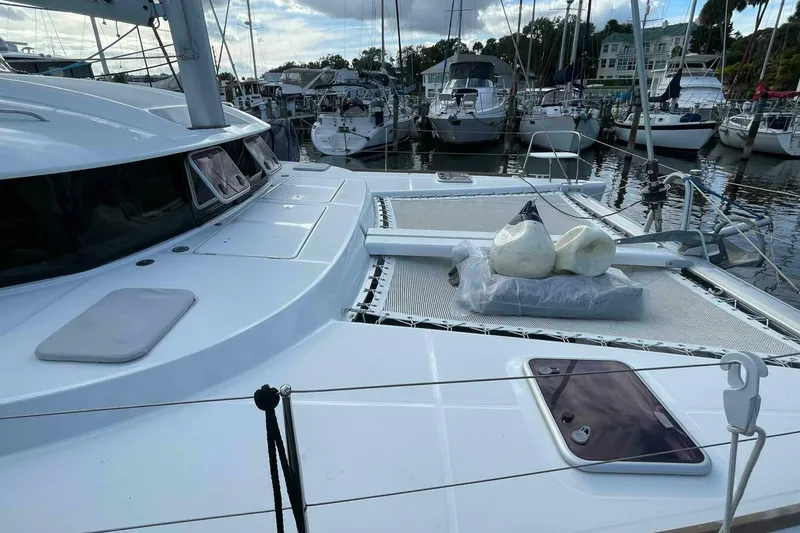 Slide: The Image of Lagoon 380 S2 2012 - 8