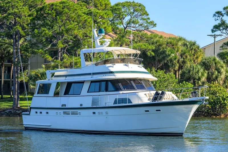 Slide: The Image of Hatteras 63 Motor Yacht 1987 - 59