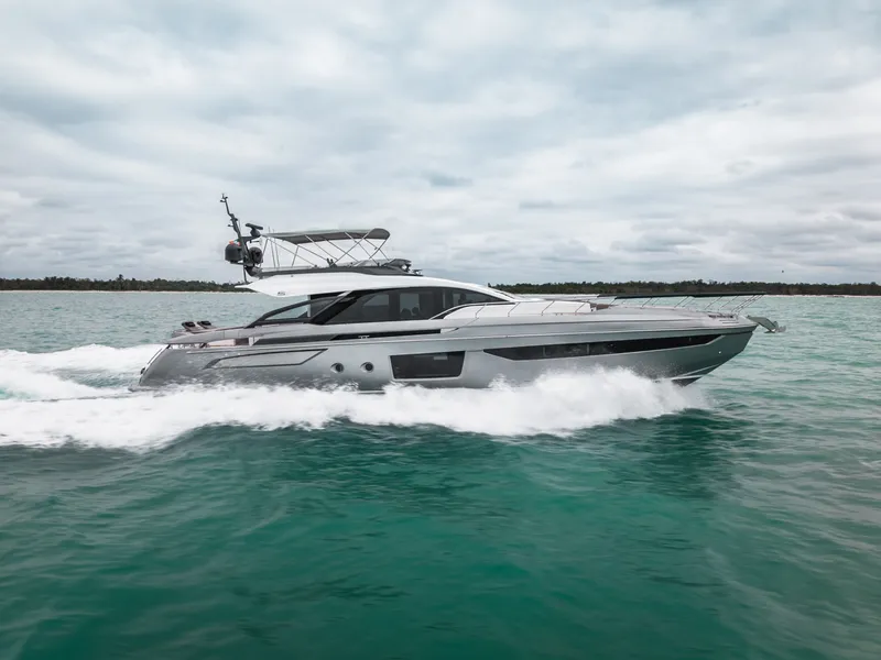 Slide: The Image of Azimut S8 2020 - 88
