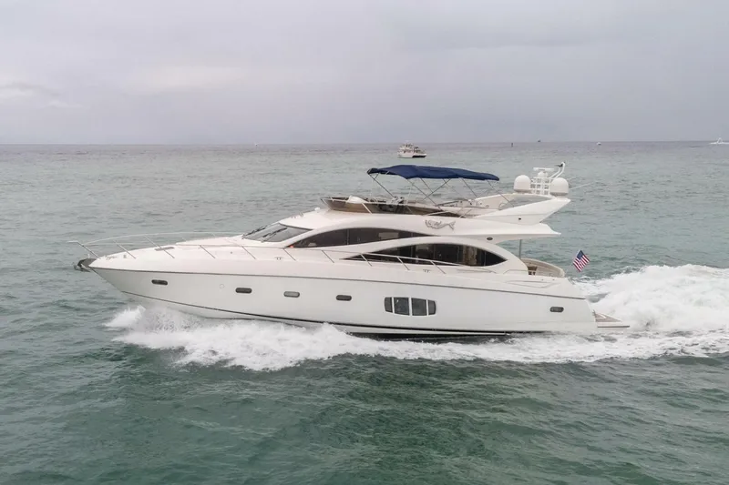 Slide: The Image of Sunseeker Manhattan 70 2008 - 7
