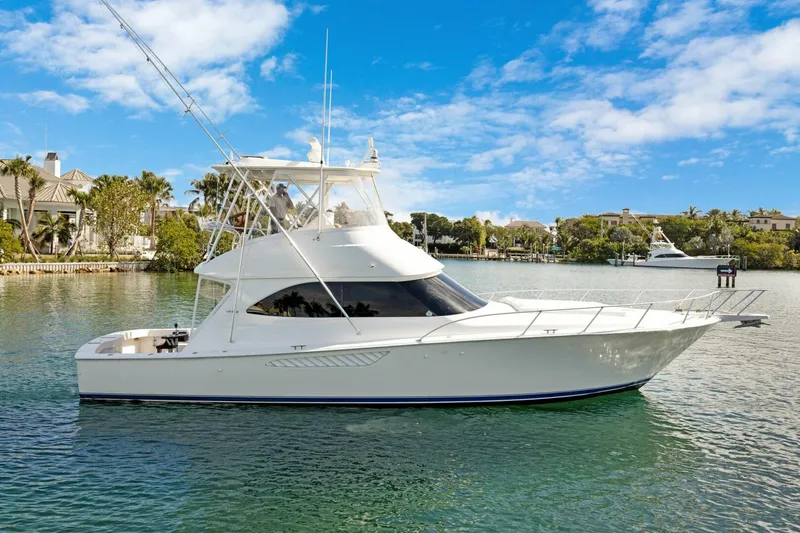 The Image of Viking 46 Convertible 2015 - 0
