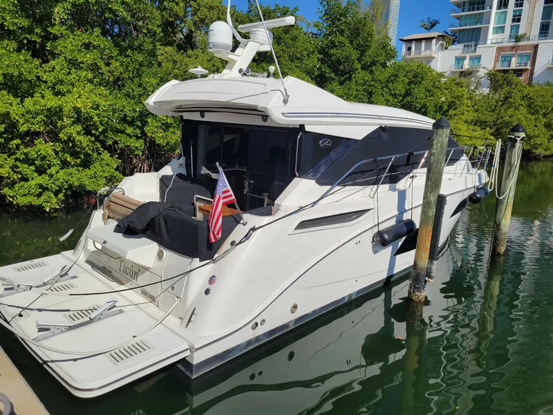 The Image of Sea Ray Sundancer 460 2017 - 0