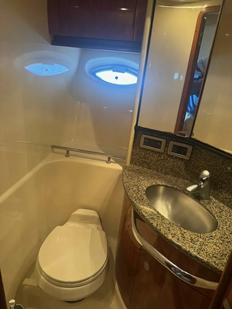 Slide: The Image of Sea Ray Sundancer 2005 - 17