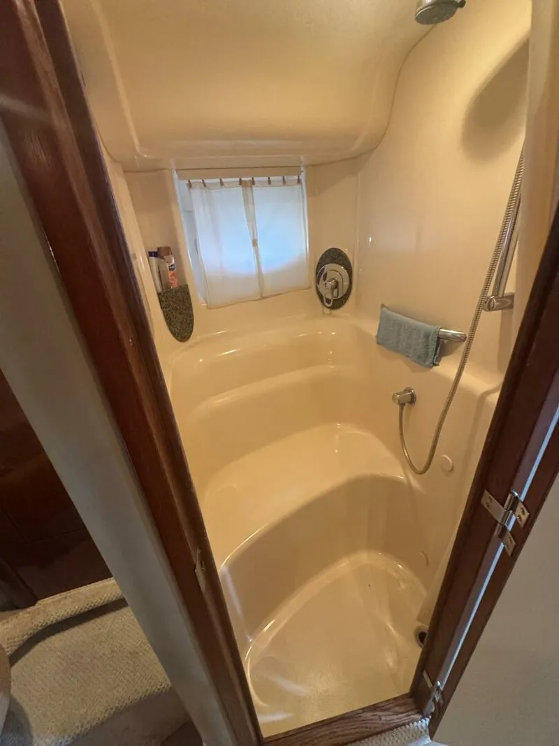 Slide: The Image of Sea Ray Sundancer 2005 - 19