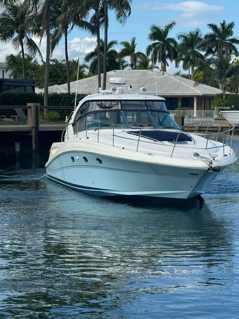 Slide: The Image of Sea Ray Sundancer 2005 - 2