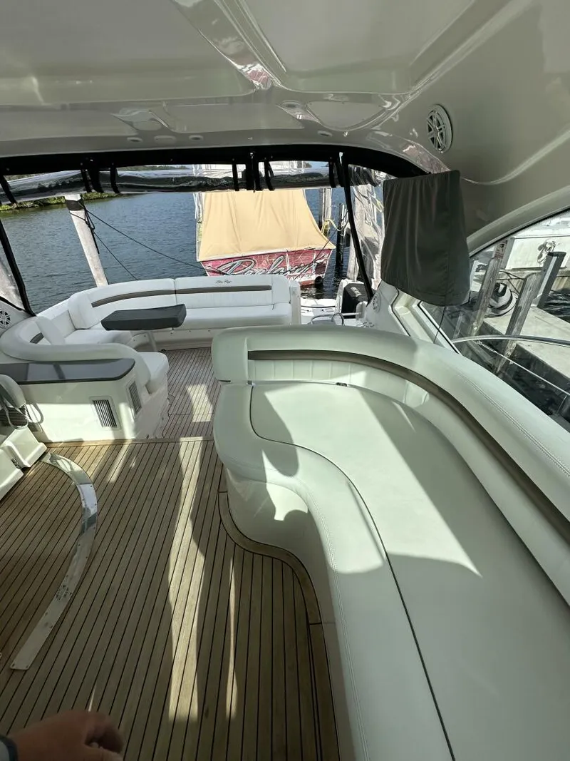 Slide: The Image of Sea Ray 2005 - 15