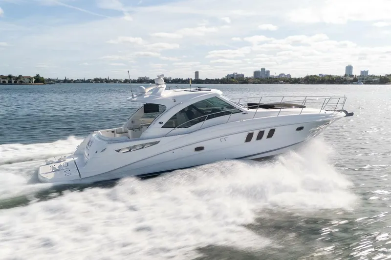Slide: The Image of Sea Ray 48 Sundancer 2005 - 12
