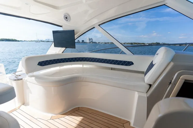 Slide: The Image of Sea Ray 48 Sundancer 2005 - 23