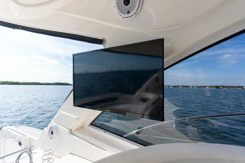 Slide: The Image of Sea Ray 48 Sundancer 2005 - 26