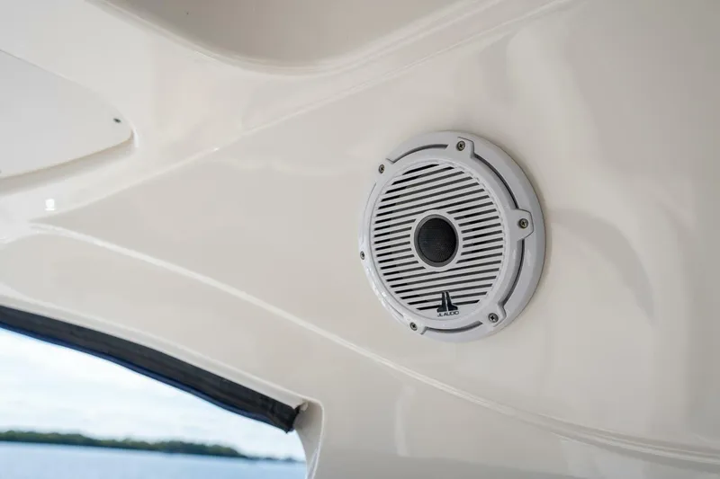 Slide: The Image of Sea Ray 48 Sundancer 2005 - 27