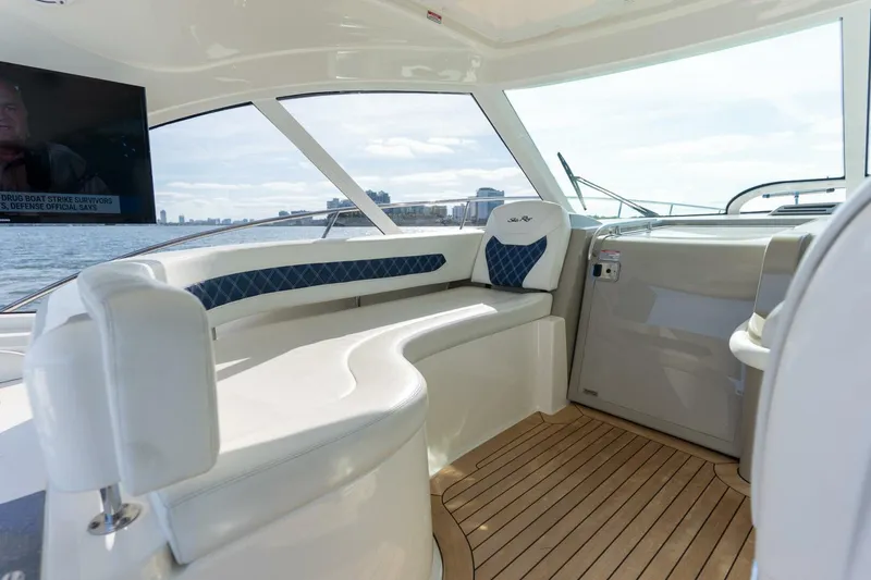 Slide: The Image of Sea Ray 48 Sundancer 2005 - 29