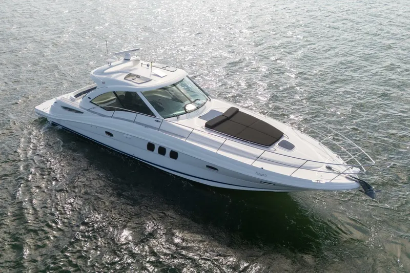 Slide: The Image of Sea Ray 48 Sundancer 2005 - 3