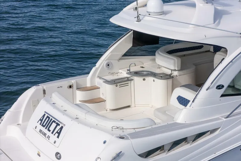 Slide: The Image of Sea Ray 48 Sundancer 2005 - 5