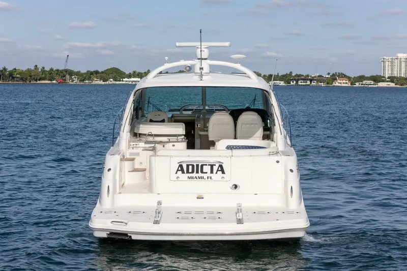 Slide: The Image of Sea Ray 48 Sundancer 2005 - 6