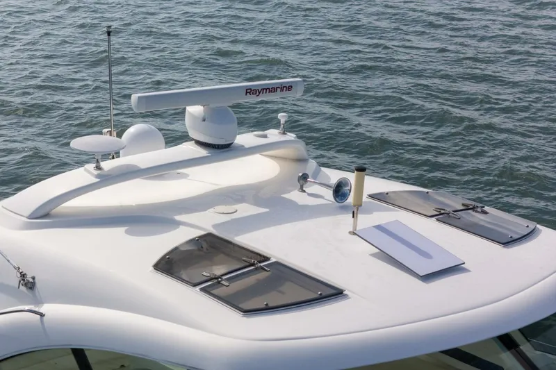 Slide: The Image of Sea Ray 48 Sundancer 2005 - 8