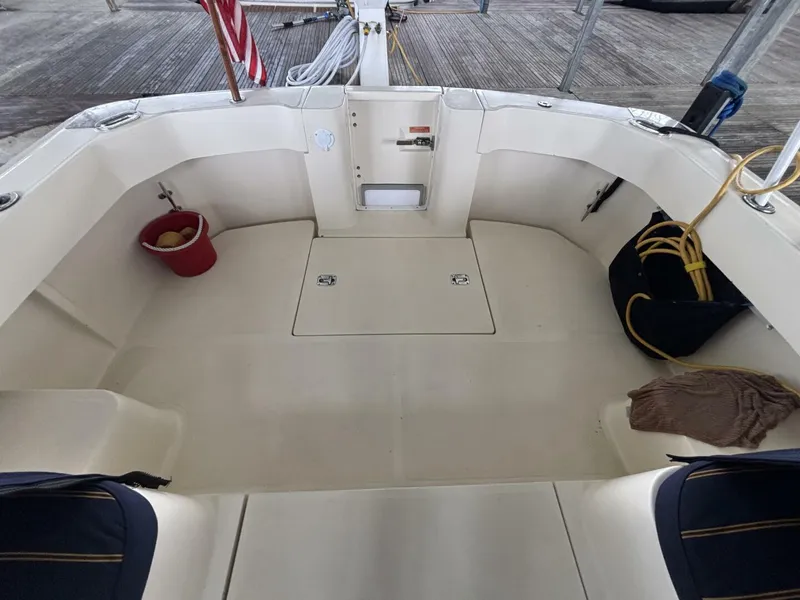 Slide: The Image of Mainship Pilot 30 Rum Runner II 2004 - 16