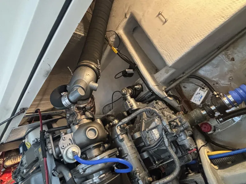 Slide: The Image of Mainship Pilot 30 Rum Runner II 2004 - 24