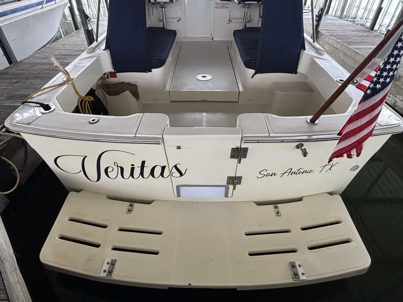 Slide: The Image of Mainship Pilot 30 Rum Runner II 2004 - 5