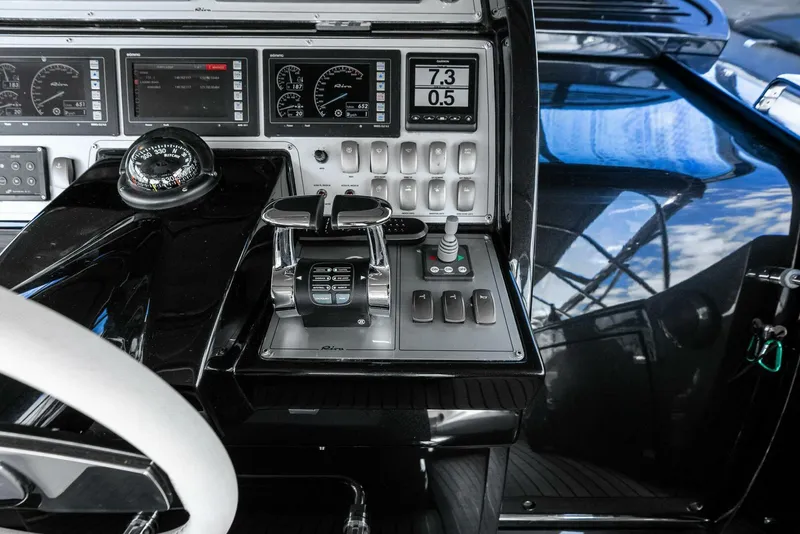 Slide: The Image of Riva 63 Virtus 2015 - 40