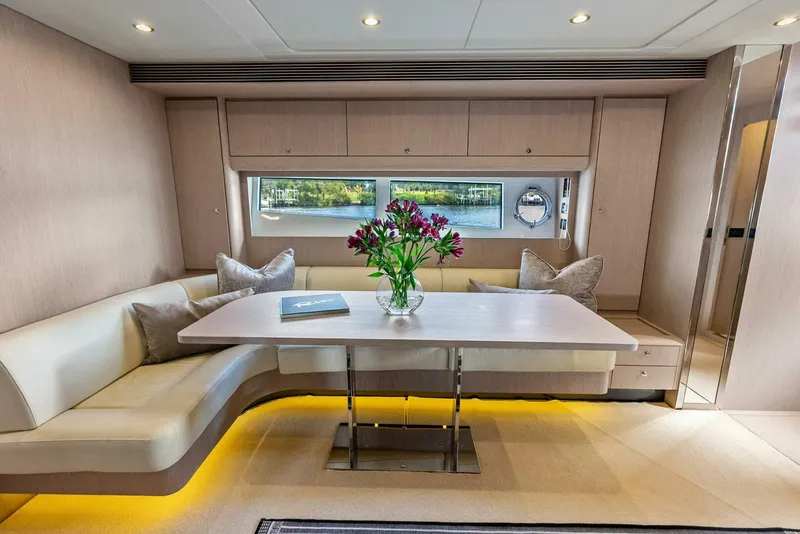 Slide: The Image of Riva 63 Virtus 2015 - 43