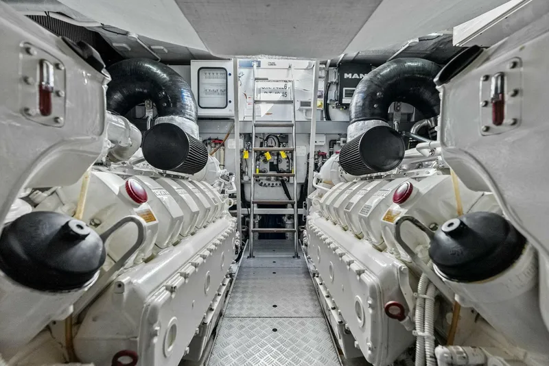 Slide: The Image of Riva 63 Virtus 2015 - 84