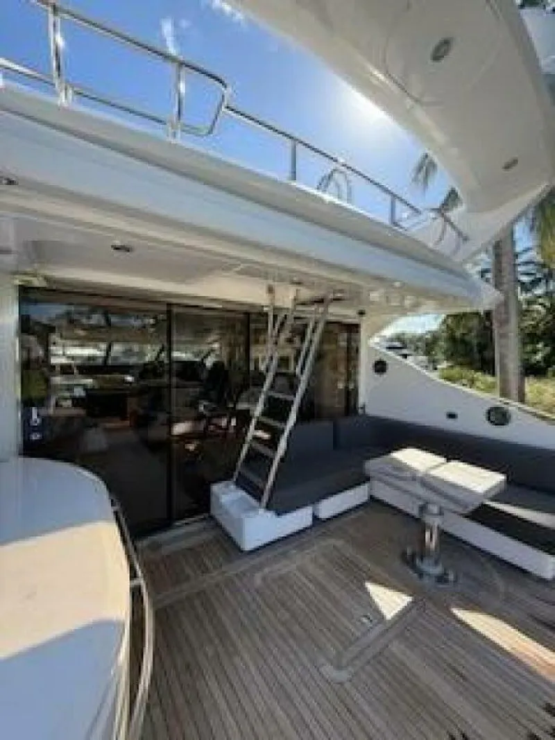 Slide: The Image of Sunseeker Predator Sport Yacht 74 2012 - 20