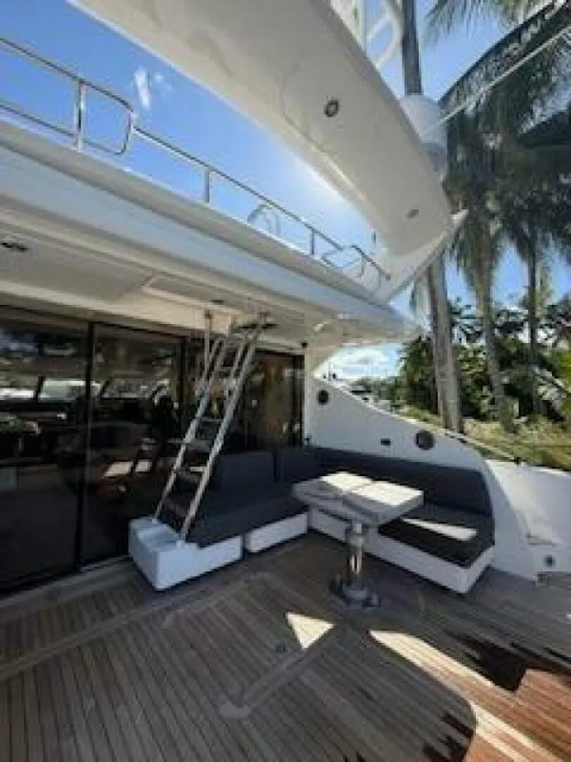 Slide: The Image of Sunseeker Predator Sport Yacht 74 2012 - 7